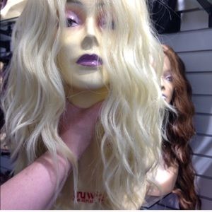 WIG: Loose Wave Platinum Blonde Swiss Lace Wig